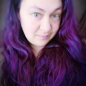 Meet your Posher, Elaina